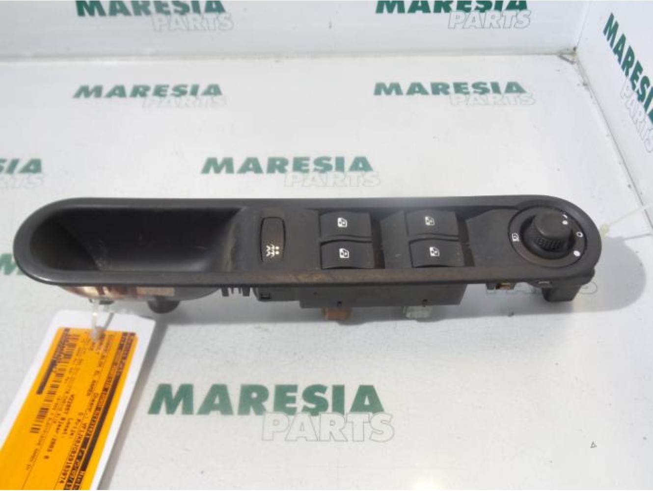 Renault - Espace - Multi-functional window switch