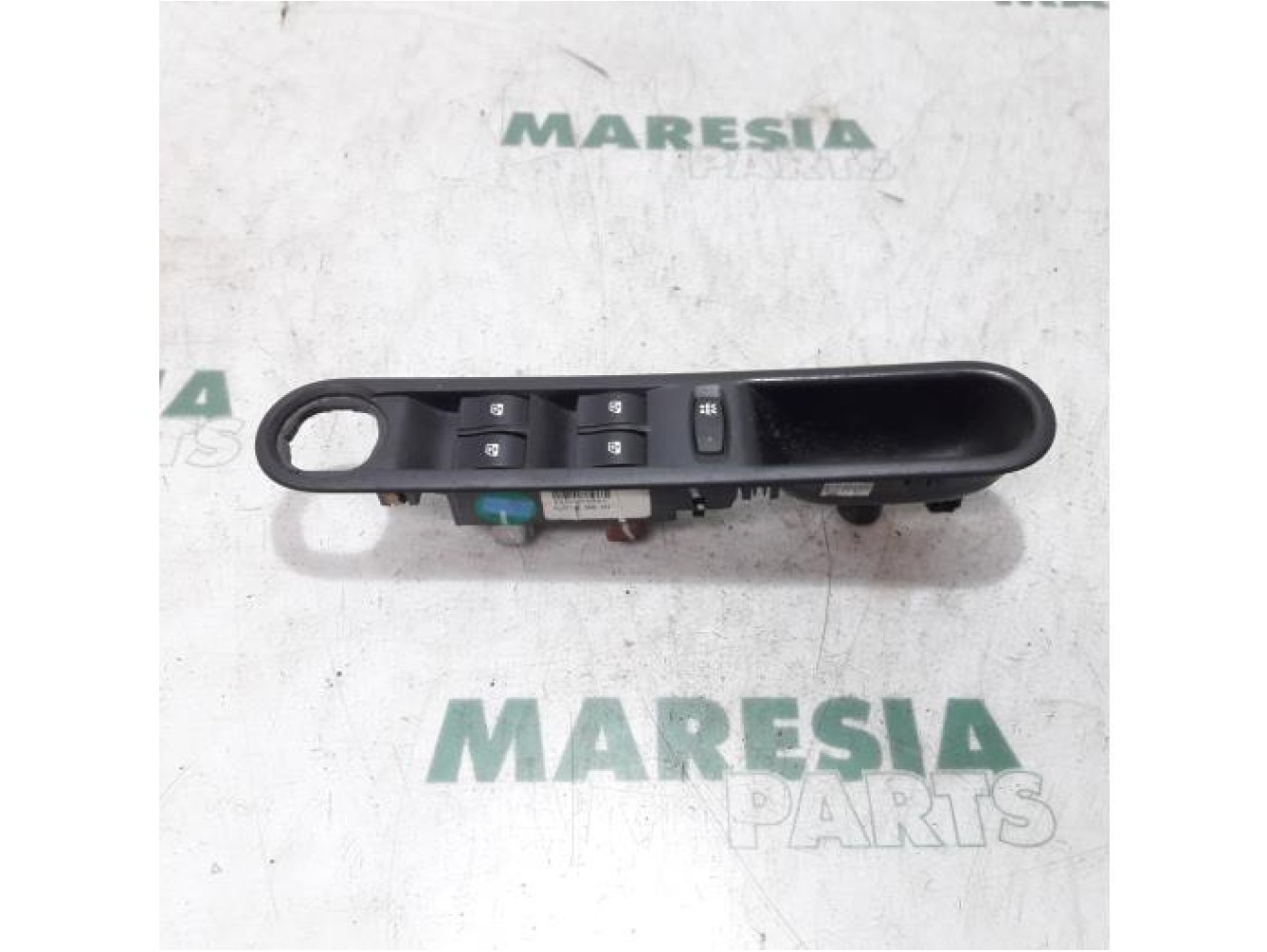 Renault - Espace - Multi-functional window switch