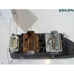 Renault - Vel Satis - Multi-functional window switch
