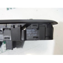 Peugeot - 407 - Multi-functional window switch