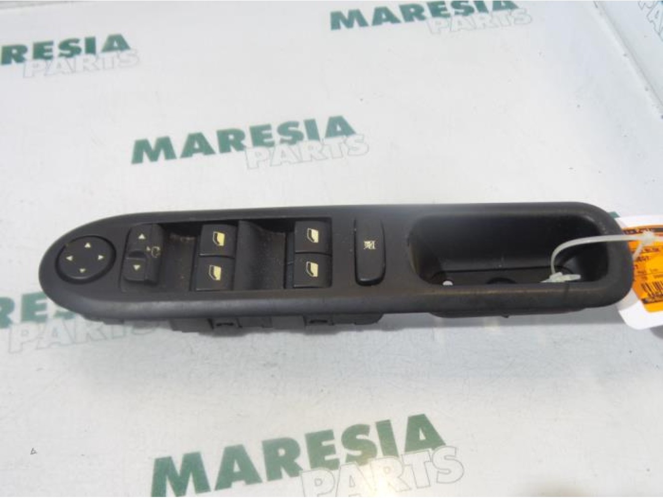 Peugeot - 407 - Multi-functional window switch