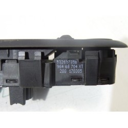 Peugeot - 407 - Multi-functional window switch