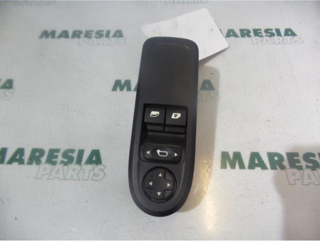 Citroen - C3 - Multi-functional window switch