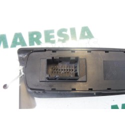 Fiat - Stilo - Multi-functional window switch