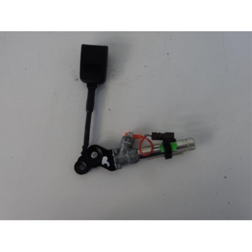 Citroen - Berlingo - Tendeur de ceinture droit