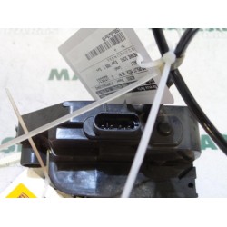 Renault - Megane Scenic - Front door lock mechanism 4-door, right