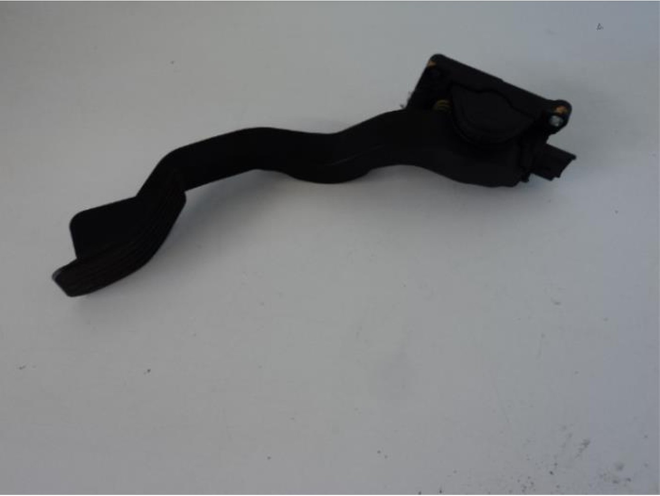 Peugeot - 206 - Throttle pedal position sensor