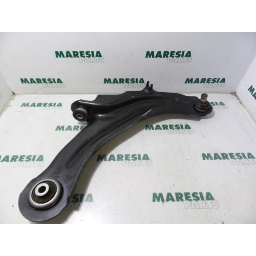 Renault - Megane Scenic - Front lower wishbone, right