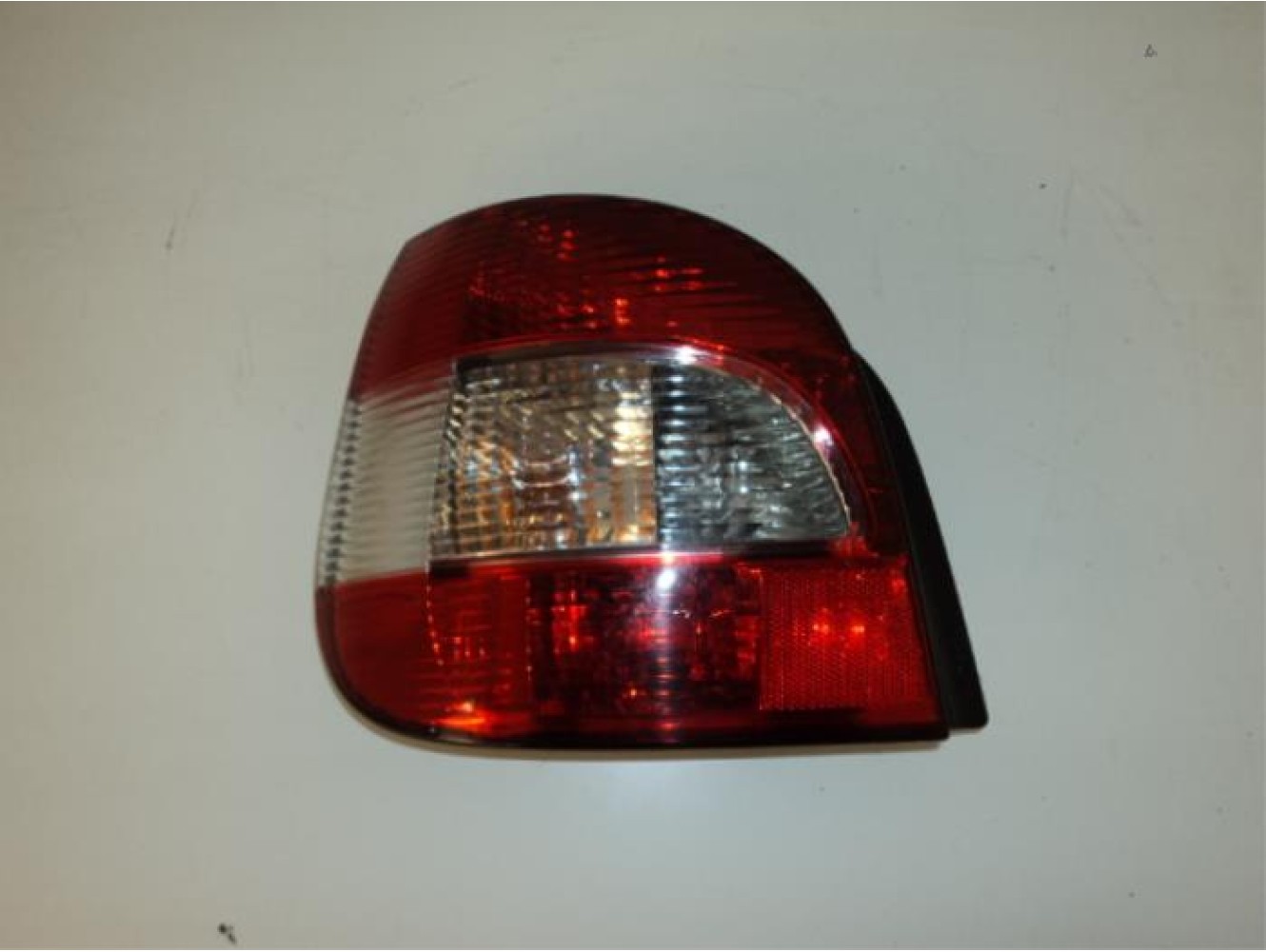 Renault - Megane Scenic - Rücklicht links