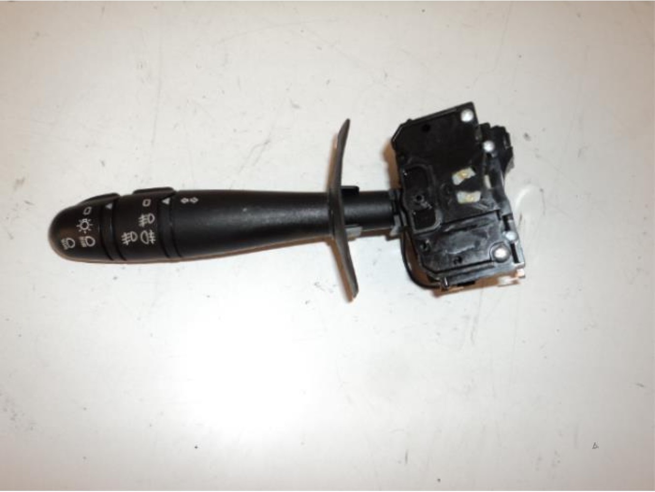 Renault - Megane Scenic - Indicator switch