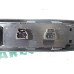 Peugeot - 407 - Multi-functional window switch