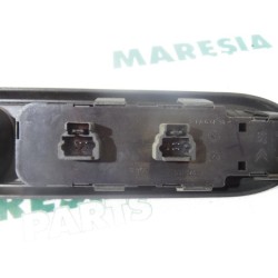 Peugeot - 407 - Multi-functional window switch