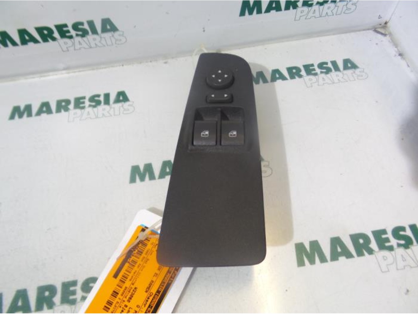 Fiat - Punto - Multi-functional window switch