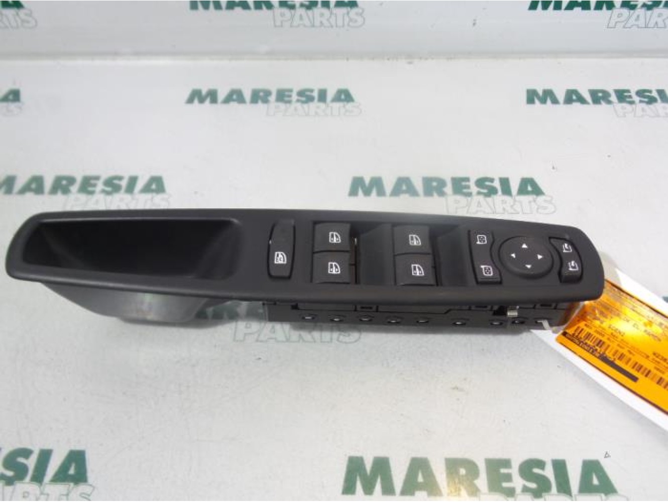 Renault - Megane Scenic - Multi-functional window switch