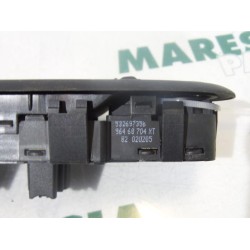 Peugeot - 407 - Multi-functional window switch