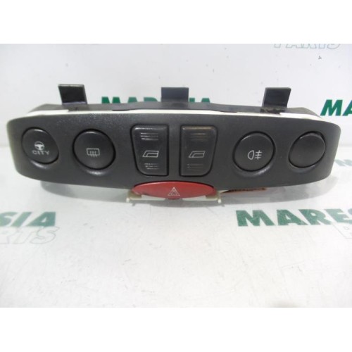Fiat - Punto - Multi-functional window switch