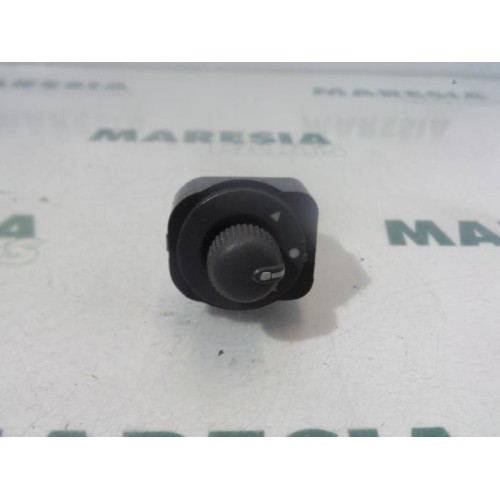 Fiat - Fiorino - Mirror switch