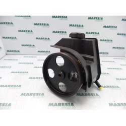 Peugeot - 206 - Power steering pump