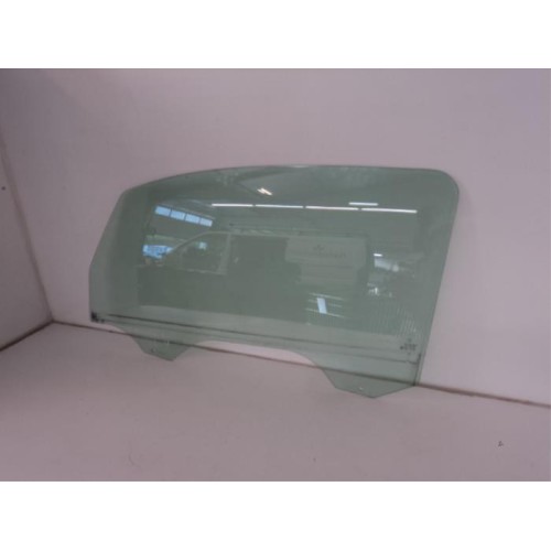 Peugeot - 1007 - Türscheibe 2-türig links