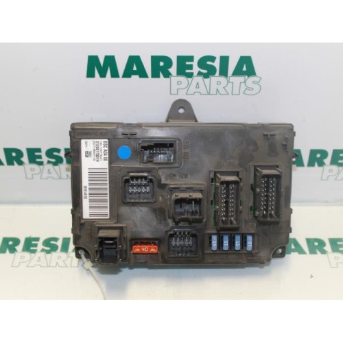 Peugeot - 407 - Fuse box