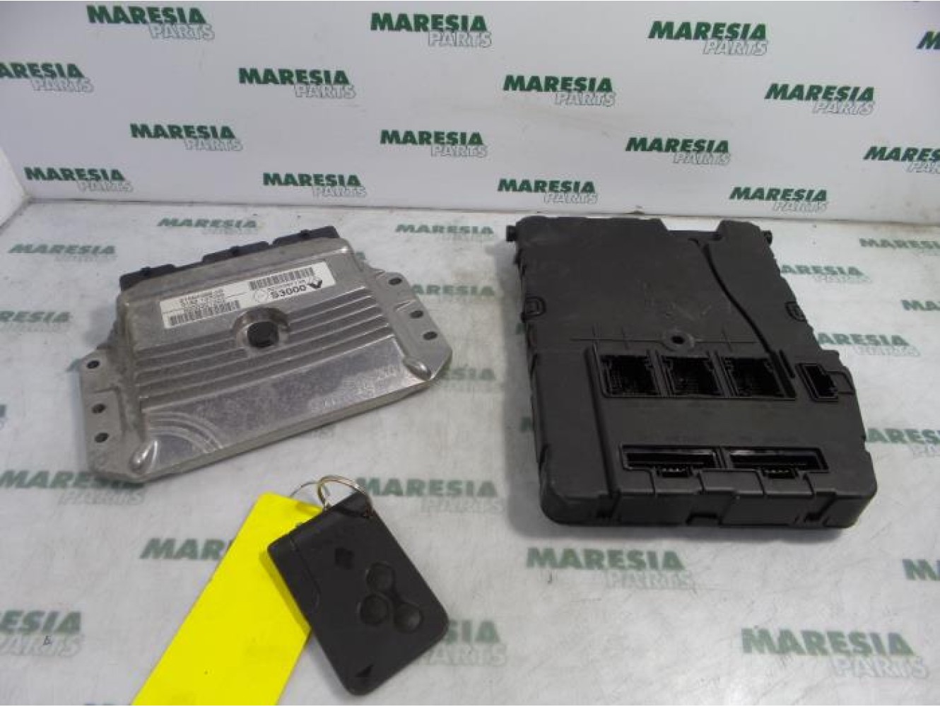 Renault - Megane Scenic - Engine management computer