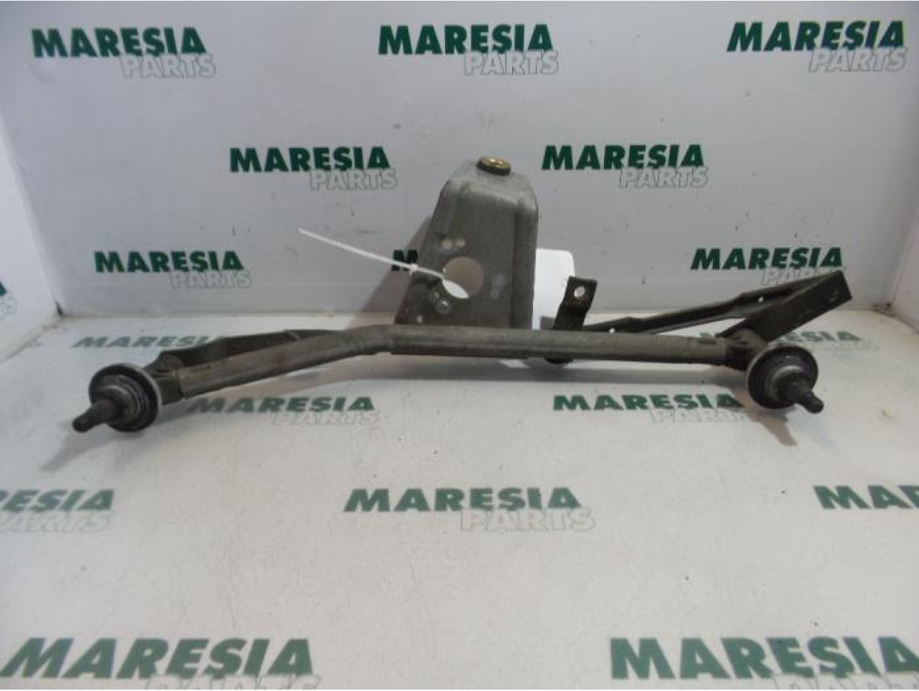 Peugeot - 206 - Wiper mechanism