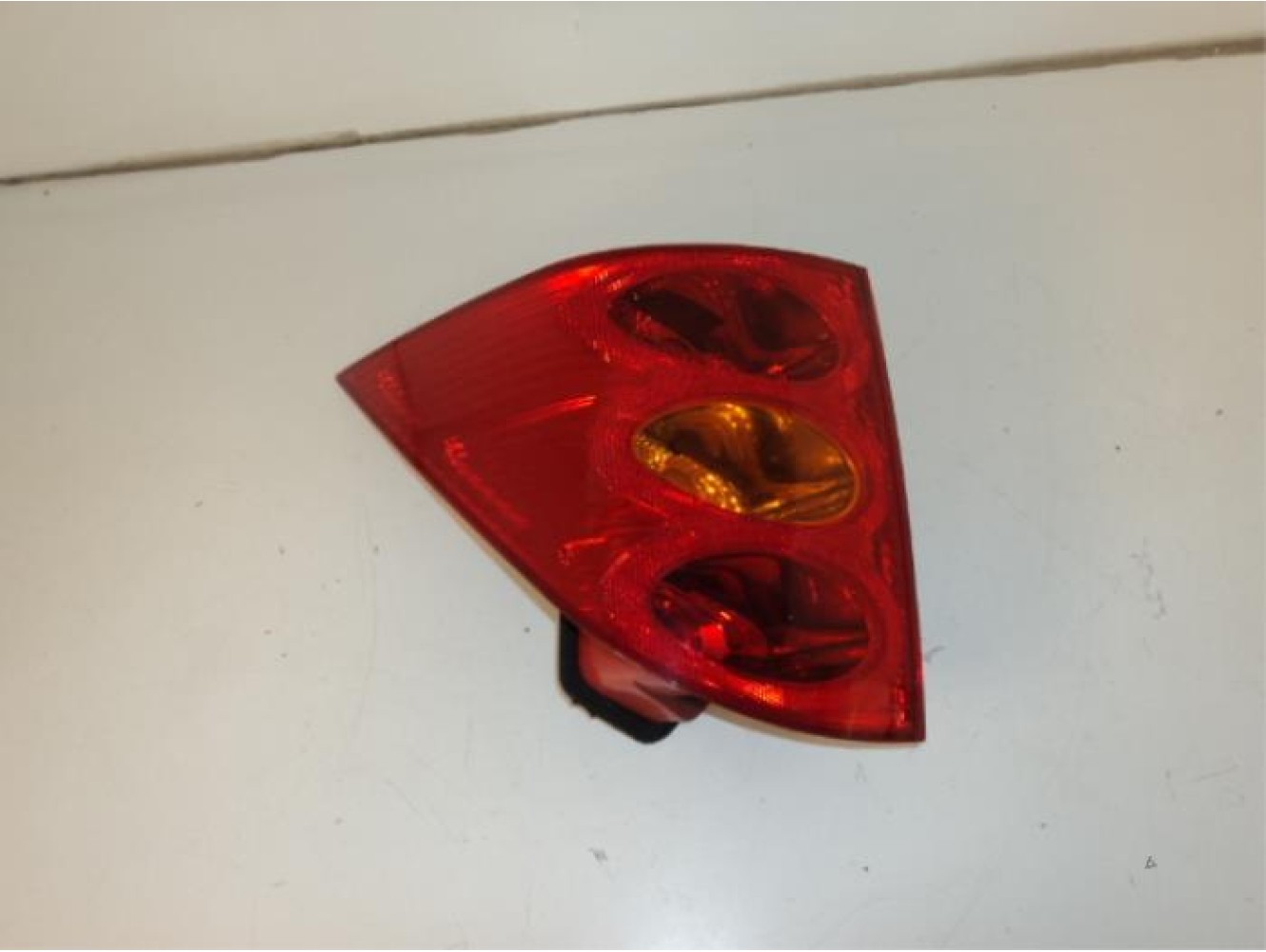 Peugeot - 1007 - Rücklicht links