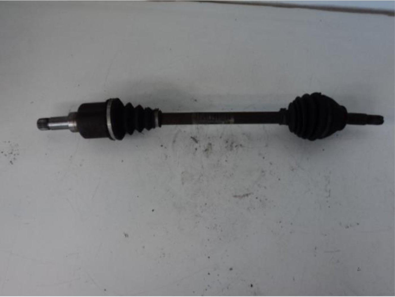 Peugeot - 1007 - Aandrijfas links-voor