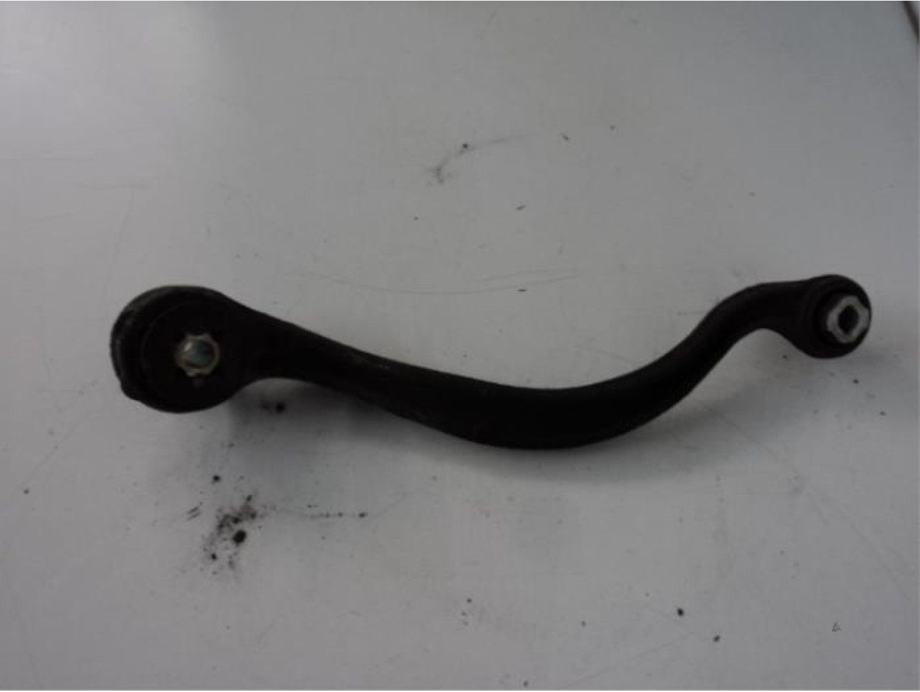 Citroen - C6 - Querlenker links hinten