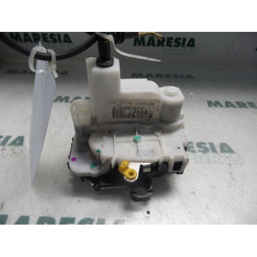 Fiat - Panda - Front door lock mechanism 4-door, right