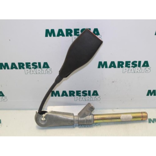 Renault - Espace - Seatbelt tensioner, left