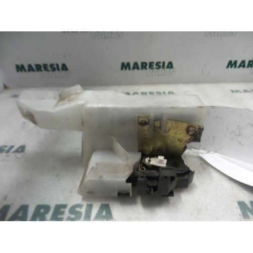 Renault - Clio - Front door lock mechanism 4-door, right