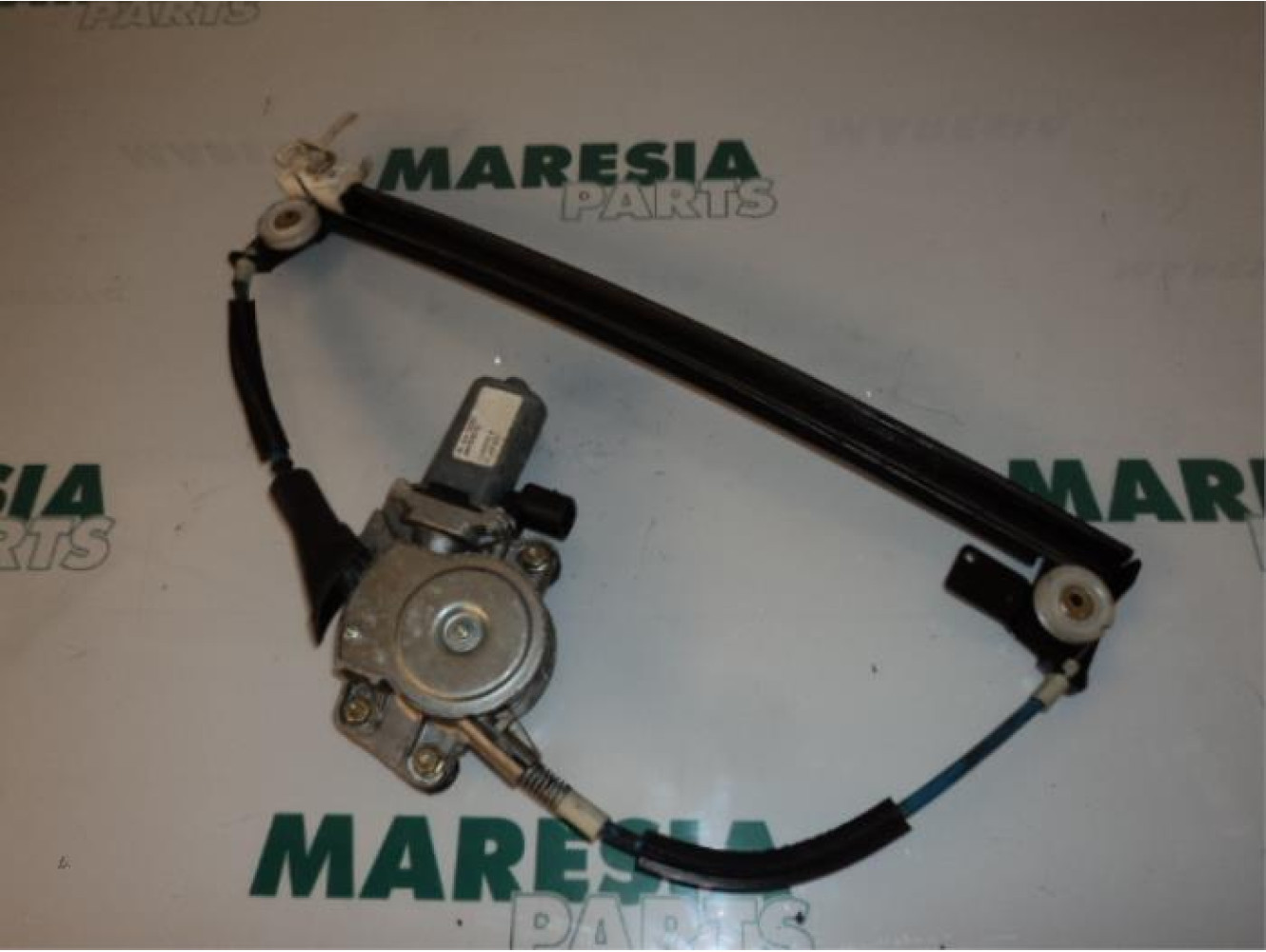 Alfa Romeo - 147 - Window mechanism 2-door, front right