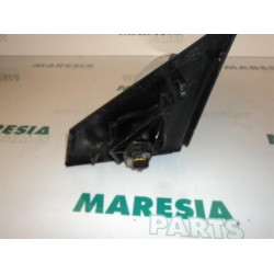 Renault - Megane - Wing mirror, right