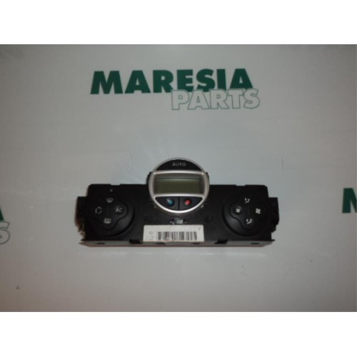 Renault - Megane Scenic - Heater control panel