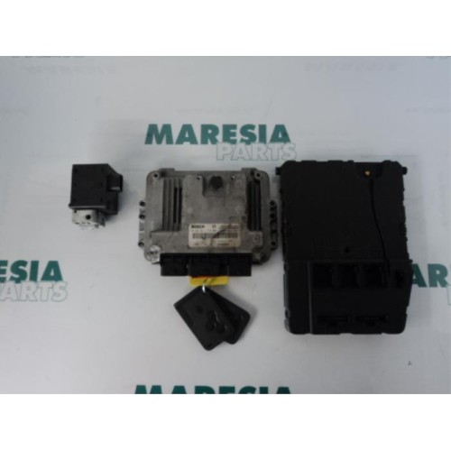 Renault - Megane Scenic - Engine management computer