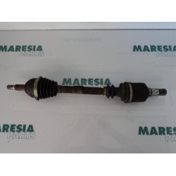 Renault - Megane Scenic - Aandrijfas links-voor