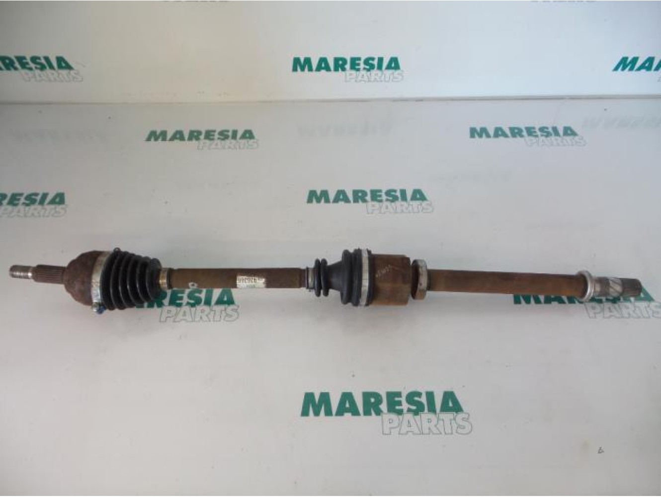 Renault - Megane Scenic - Front drive shaft, right