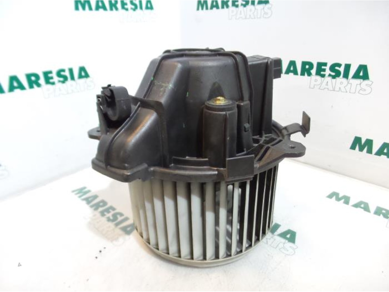 Fiat - Stilo - Heating and ventilation fan motor