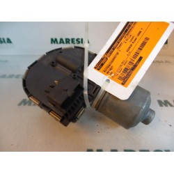 Peugeot - 407 - Front wiper motor