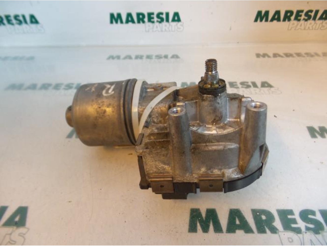 Peugeot - 407 - Front wiper motor