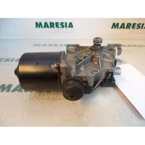 Fiat - Panda - Front wiper motor
