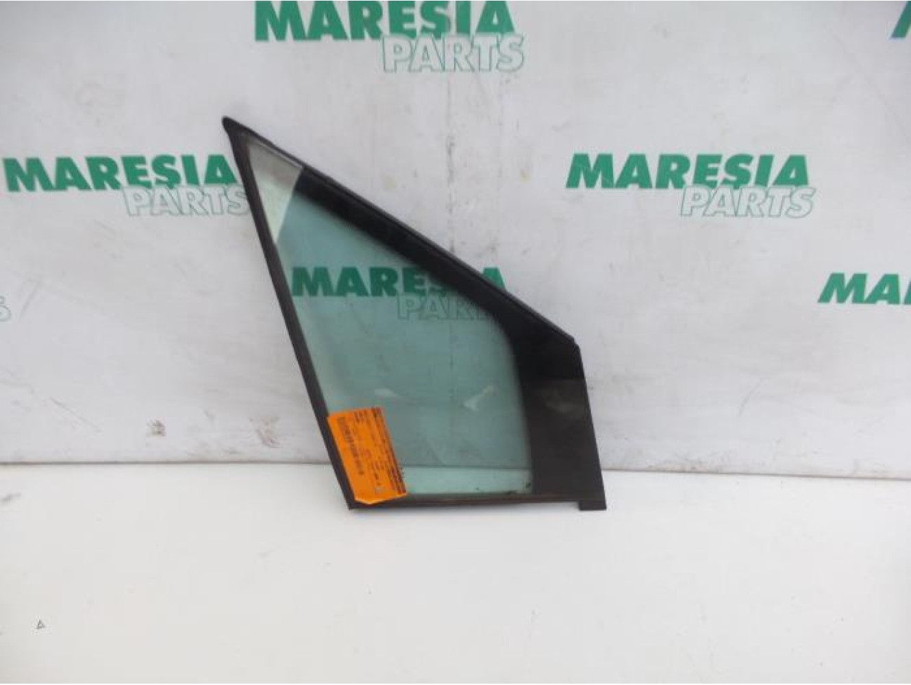 Lancia - Phedra - Quarter light, front right
