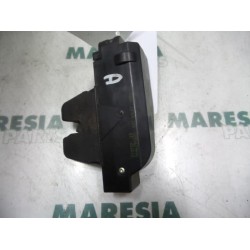 Lancia - Phedra - Tailgate lock mechanism