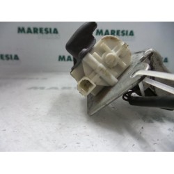 Fiat - Stilo - Tailgate lock mechanism