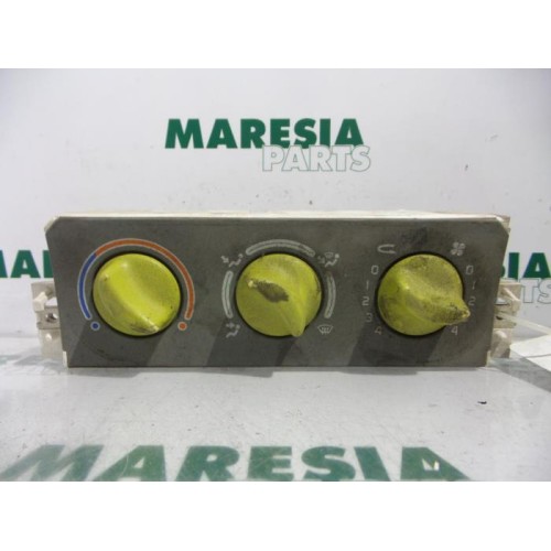 Renault - Twingo - Heater control panel