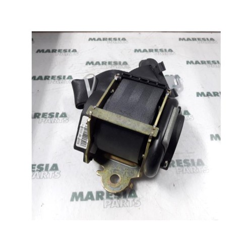 Renault - Megane - Sicherheitsgurt links hinten