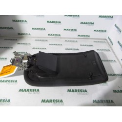 Renault - Megane - Armrest