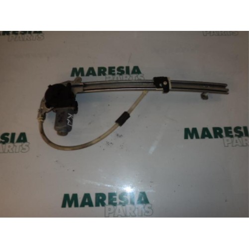 Renault - Laguna - Rear door window mechanism 4-door, right