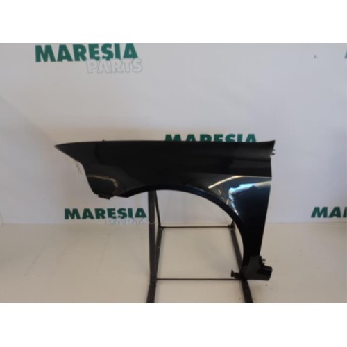 Renault - Laguna - Scherm links-voor